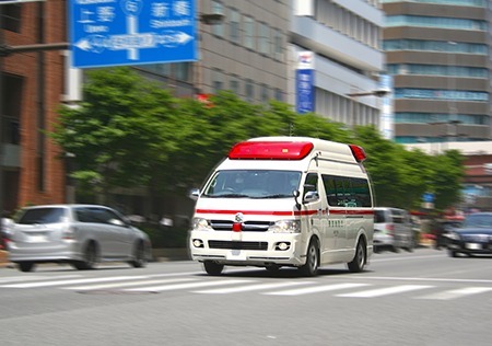 事故後は軽いケガでも、必ず治療を受けましょう。